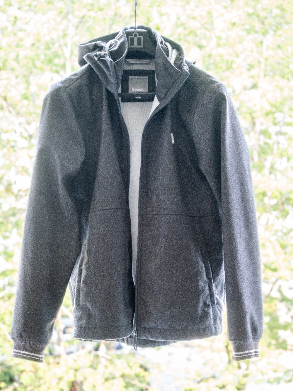 Bench Hoodie Sweater Men’s Size Small